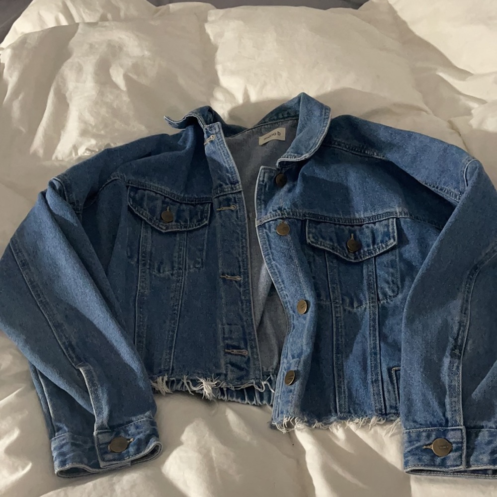 Jean jacket - Picture 2 of 3